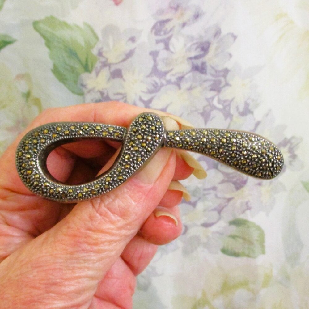 VINTAGE Sterling Silver Marcasite Swirl Brooch ~ 925 Monogram J Gemstone Jewelry